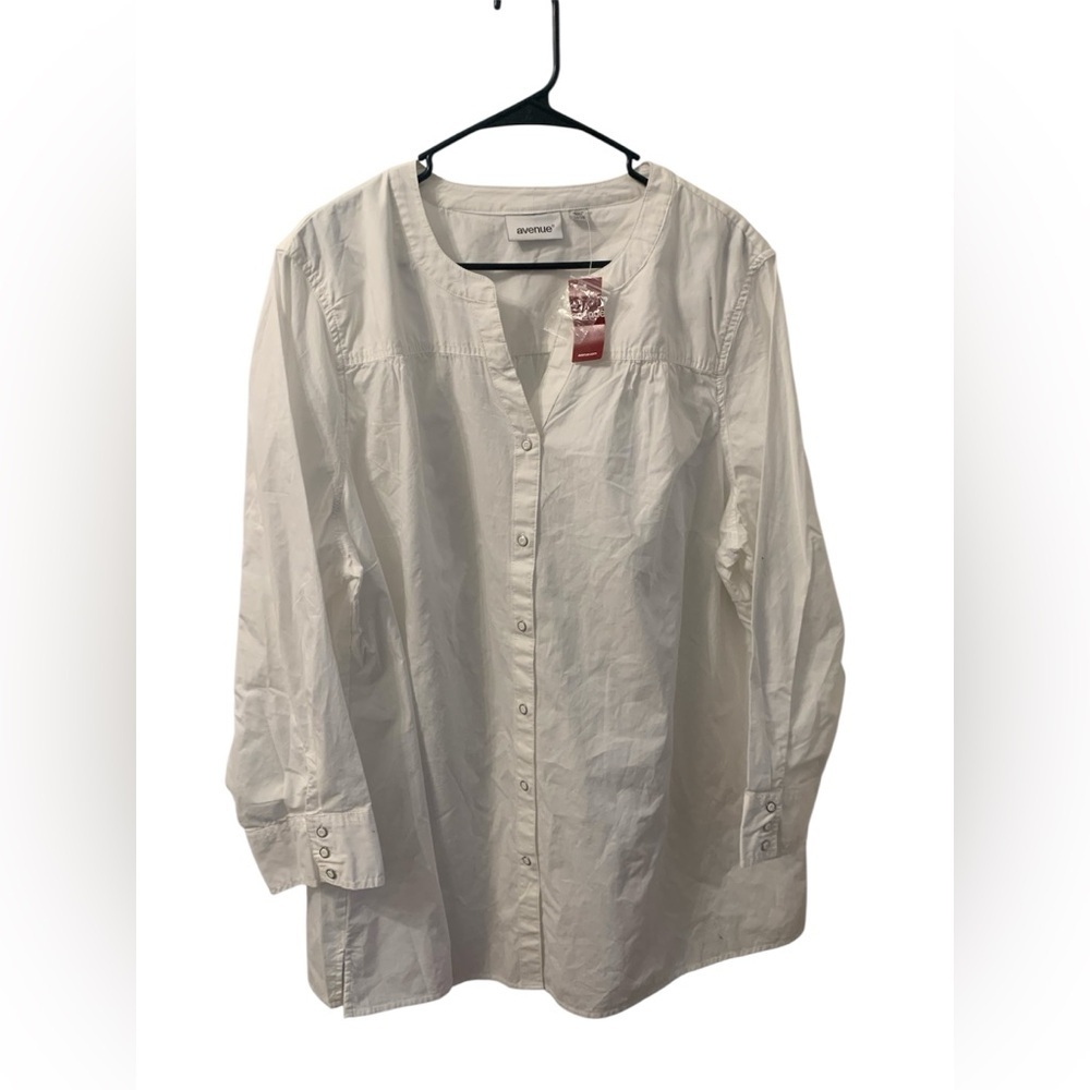 Avenue Classic White Shirt Size 26/28